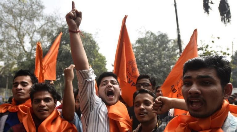 क्या अराजकता को बीजेपी से जोड़ना ट्रेंड बन गया है?