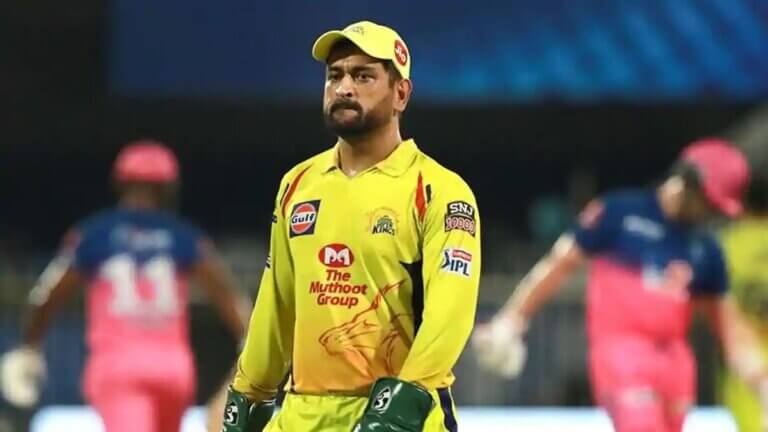 सुषुप्त ज्वालामुखी होते जा रहे हैं महेंद्र सिंह धोनी